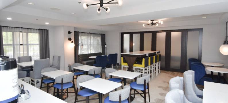 希尔顿欢朋酒店-奥本(Hampton Inn Auburn)图片