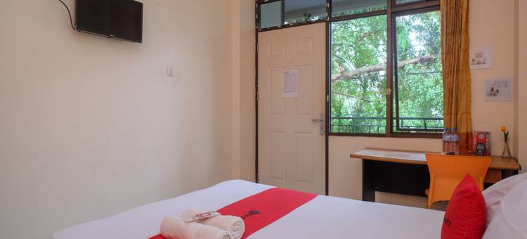 红门酒店@卡美娜多加兰普拉姆(RedDoorz @ Jalan Pramuka Manado)图片