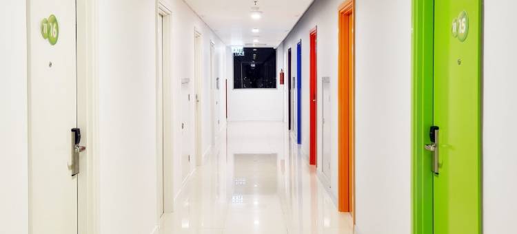 雅加达科拉帕加丁POP酒店(Pop! Hotel Kelapa Gading)图片