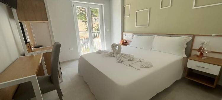 托罗佩亚的埃利塞奥宫殿(Eliseo Palace Tropea)图片