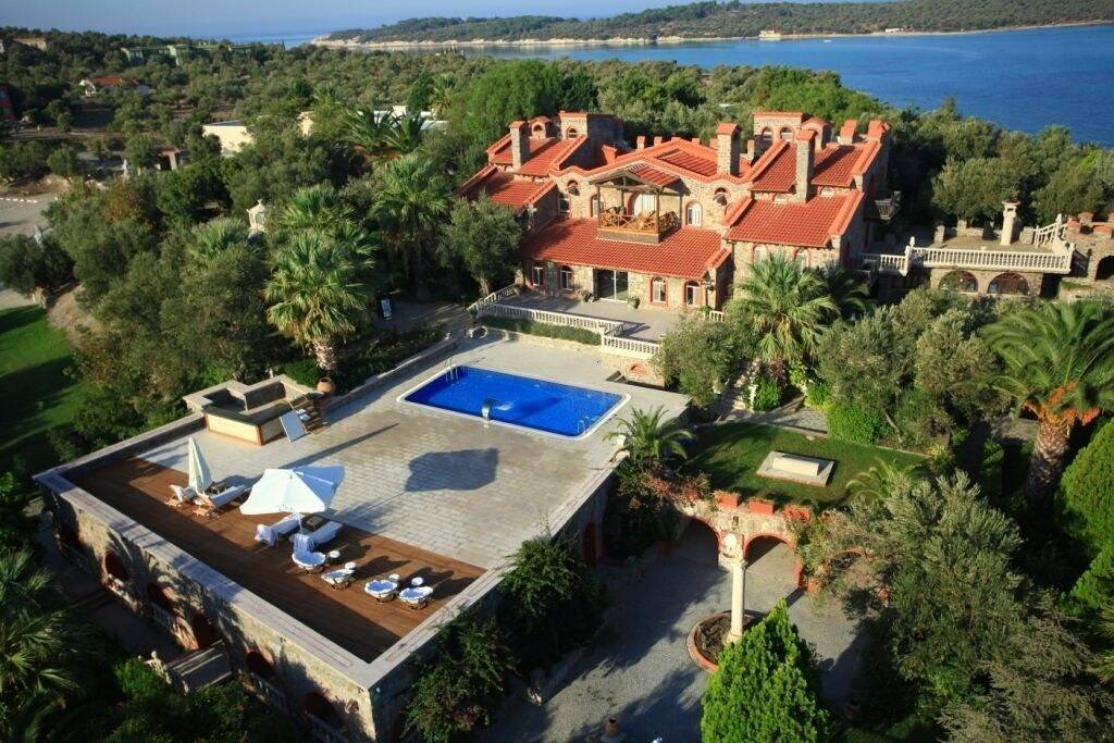 奥利维拉私人岛屿酒店 – 卡莱姆岛(Oliviera Private Island Hotel – Kalem Island)