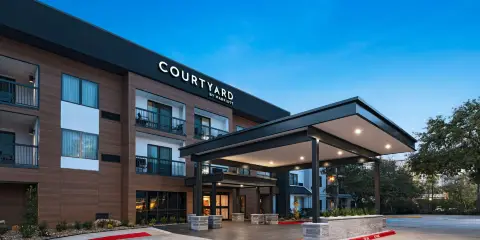 Courtyard Houston the Woodlands