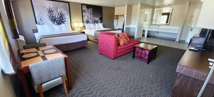 威肯伯格速8酒店(Super 8 by Wyndham Wickenburg AZ)图片