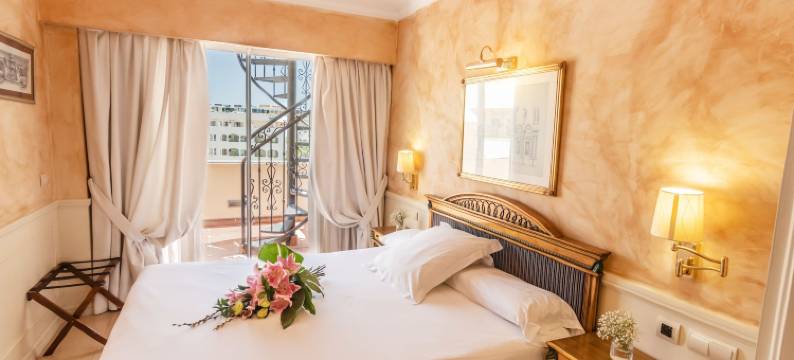 瓜达尔品公寓(Guadalpin Suites)图片