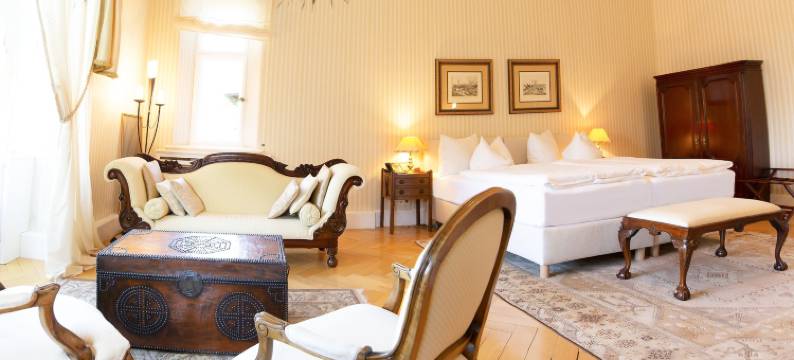 维斯特贝尔格城堡别墅酒店(Schlosshotel Villa Westerberge)图片