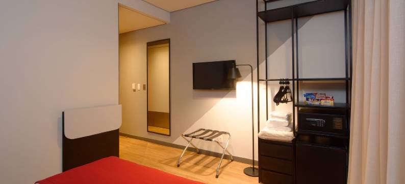 金塔快车贝里尼 - 凤凰酒店(Golden Tower Express Berrini by Fênix Hotéis)图片