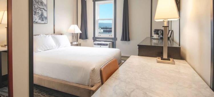 北极太阳,岸边酒店(Midnight Sun, a Coast Hotel)图片