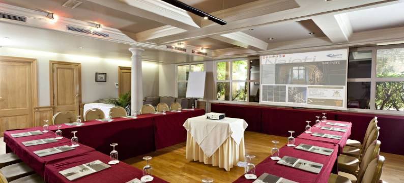 玛南内赫耶酒店(Hôtel la Magnaneraie)图片