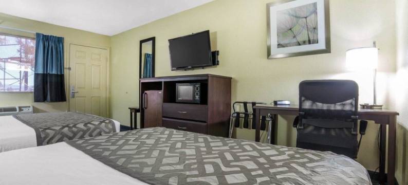 针城罗德威酒店及套房(Rodeway Inn & Suites)图片