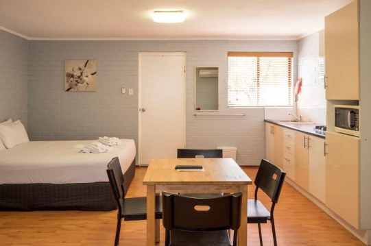 Big4 Perth Midland Tourist Park Hotel Overview