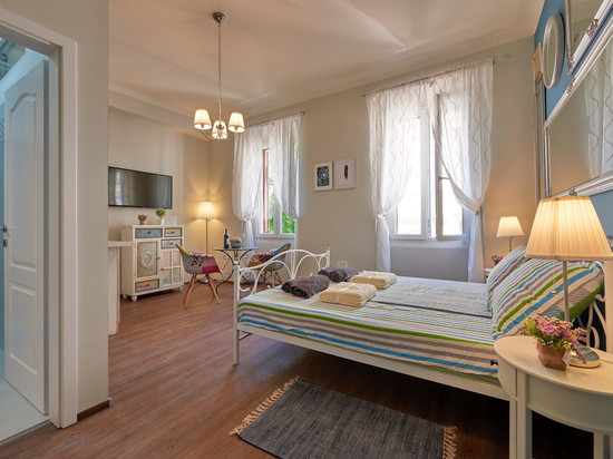 旧城浪漫开放式公寓酒店