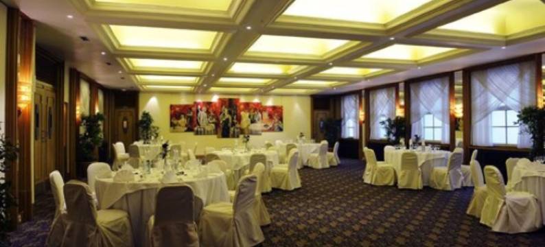 杜帕尔克米卢斯中心酒店(Hotel du Parc - Mulhouse Centre)图片