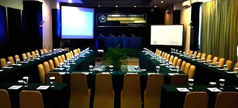 麦加勒斯塔里酒店(Hotel Mega Lestari)图片