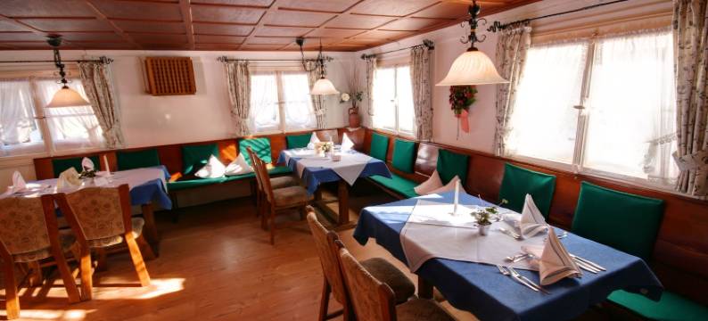 阿德勒酒店(Hotel Adler Garni)图片