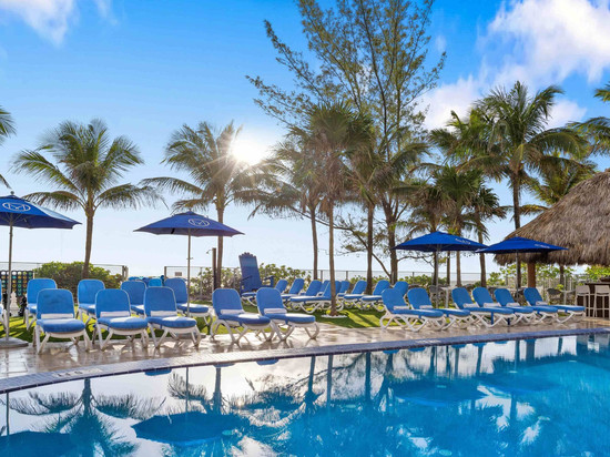 阳光岛艾美海滩度假村