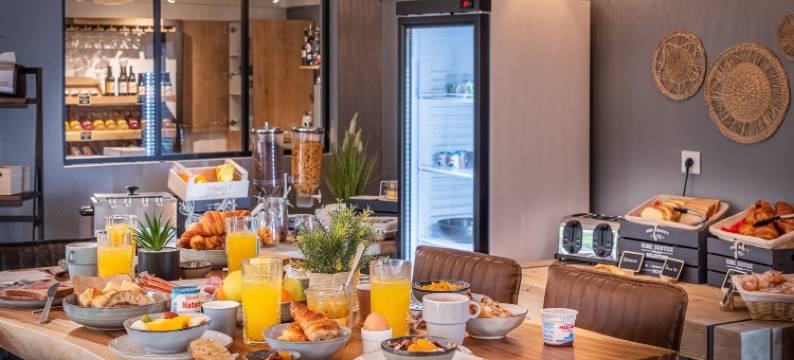 昂杰南 - 49 村原创城市酒店(The Originals City, Angers Sud, le Village 49)图片