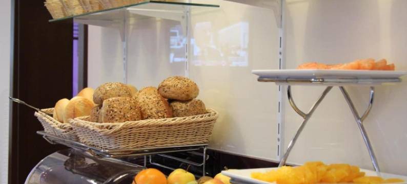 阿迪那酒店(Adena Hotel)图片