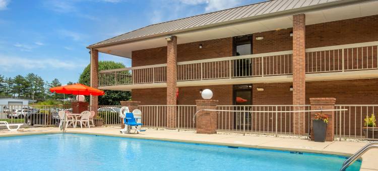 芒特艾里梅伯里凯艺酒店(Quality Inn Mount Airy Mayberry)图片