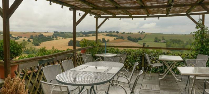 雷莱双谷酒店(Logis Hotels - le Relais des Deux vallées - Hôtel et Restaurant)图片