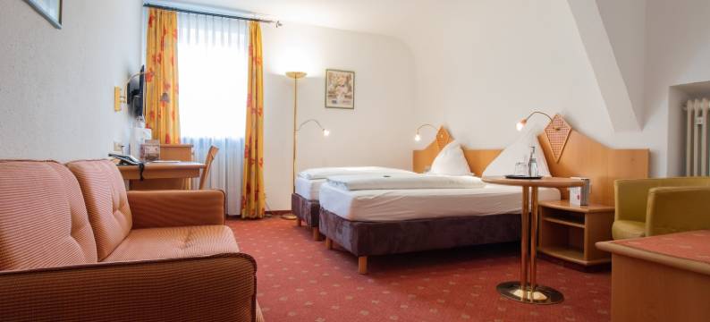 玫瑰乡村酒店 - 兰德加特酒店(Landgasthof & Hotel Zur Rose Berg)图片