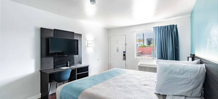 佛罗里达坦帕 6 号汽车旅馆(Motel 6 Tampa, FL)图片