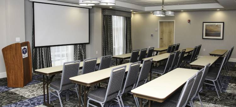 欢朋萨福克酒店(Hampton Inn Suffolk)图片