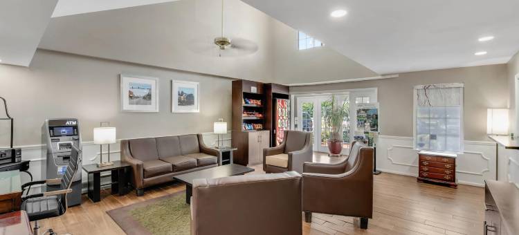 劳林堡凯艺酒店(Quality Inn Laurinburg)图片