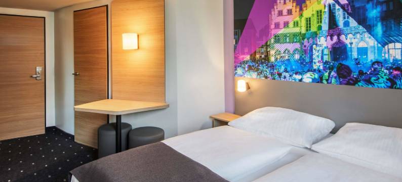 法兰克福涅得拉德民宿酒店(B&B HOTEL Frankfurt-Niederrad)图片