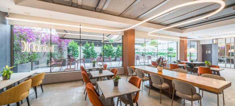 毕尔巴鄂加泰罗尼亚格兰维亚酒店(Catalonia Gran Vía Bilbao)图片