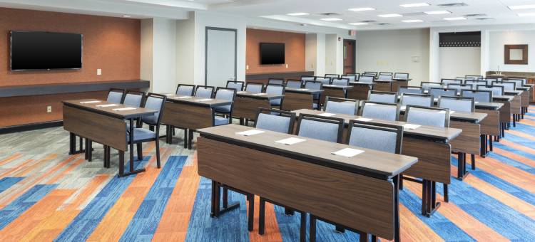 希尔顿欢朋套房酒店-马歇尔敦(Hampton Inn & Suites Marshalltown)图片