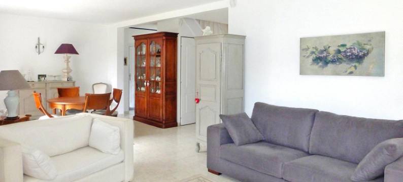 Holiday home with garden, Auray图片