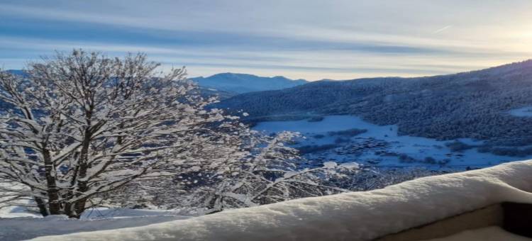 Apartment in Doucy with Mountain Views图片
