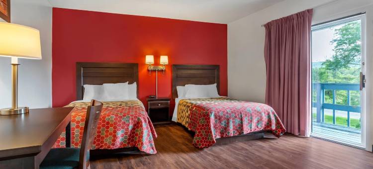 李尔-大巴灵顿伊克诺旅馆(Econo Lodge Lee - Great Barrington)图片