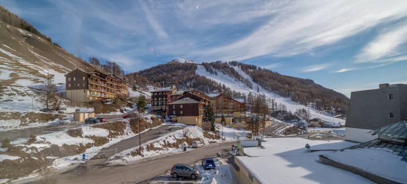 Studio in Allos with Stunning Mountain Views图片