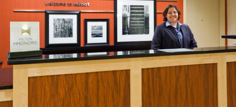 迈诺特欢朋酒店及套房(Hampton Inn & Suites Minot Airport)图片