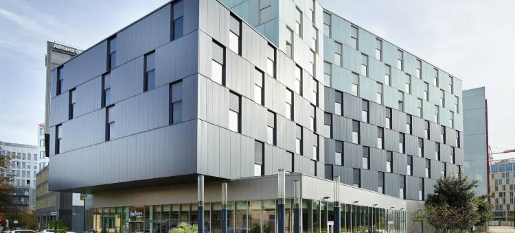 波尔多圣让丽笙酒店(Radisson Hotel Bordeaux Saint Jean)图片