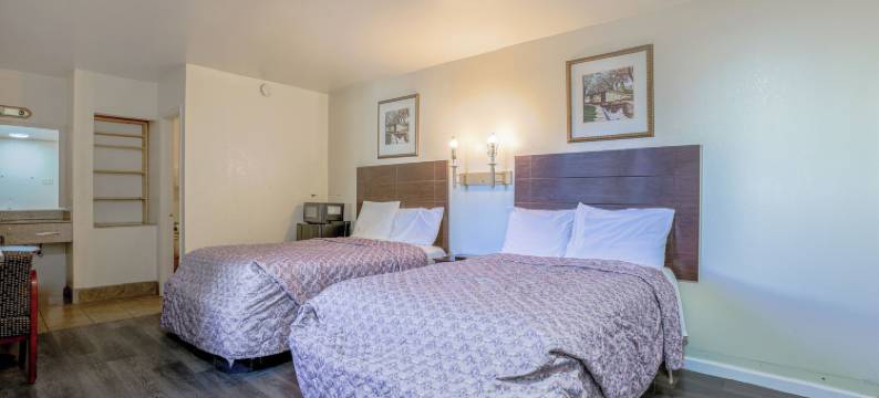 Whispering Pines by Hotel O 怀特斯通 VA(Whispering Pines by Hotel O Whitestone VA)图片