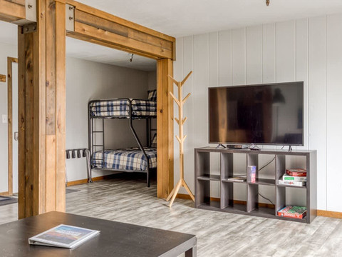 Mountain Views and Heated Pool - Breathtaking Top Floor Retreat