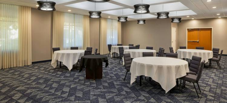 萨克拉门托市中心万怡酒店(Courtyard Sacramento Midtown)图片