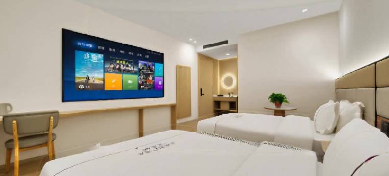 云瑞影院酒店(德清体育中心店)图片