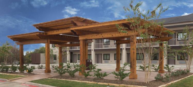 布赖恩-大学城呗盟套房酒店(Baymont by Wyndham Bryan College Station)图片