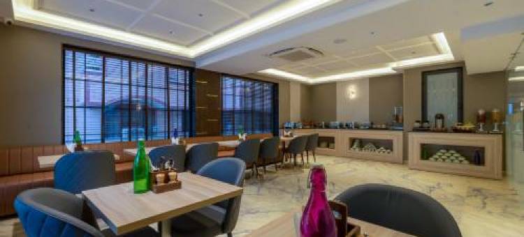 Saltstayz Premier - Noida, Near Sector 18 Metro Station图片