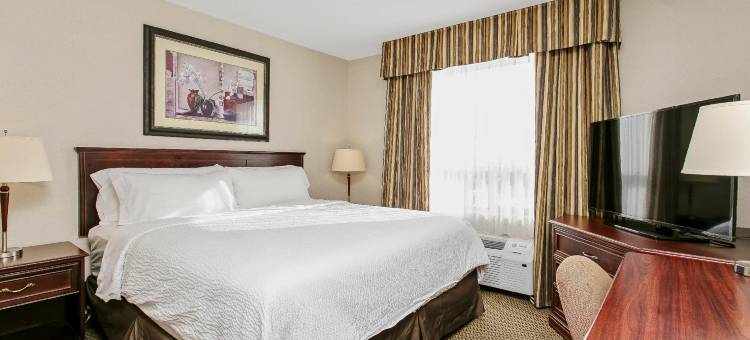 Holiday Inn & Suites 劳埃德明斯特(Holiday Inn & Suites LLOYDMINSTER by IHG)图片