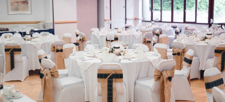 因佛内斯康帕斯集团克雷格莫尼酒店(Craigmonie Hotel Inverness by Compass Hospitality)图片