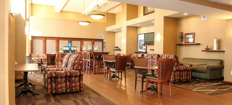 布鲁金斯欢朋套房酒店(Hampton Inn & Suites Brookings)图片