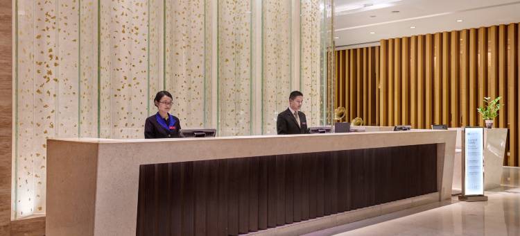中山永安新城皇冠假日酒店图片