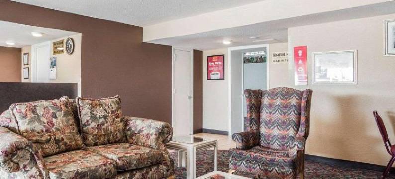 杰佛逊市伊克诺旅馆(Econo Lodge Jefferson City)图片