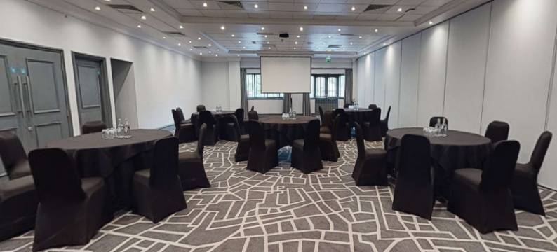 沃灵顿乡村酒店(Village Hotel Warrington)图片