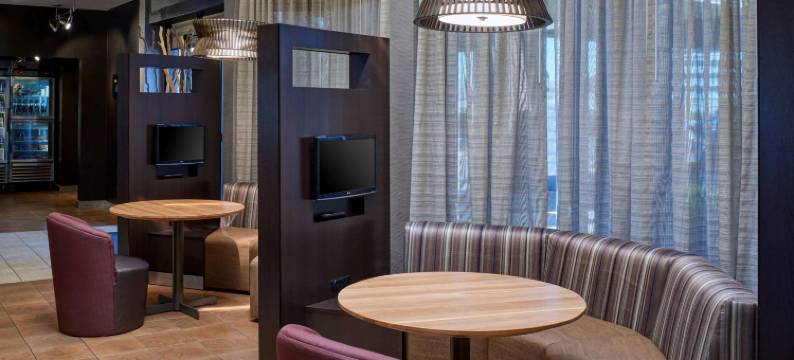 印第安纳波利斯卡梅尔索尼斯塔精选酒店(Sonesta Select Indianapolis Carmel)图片