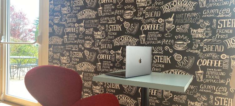 北索恩河畔沙隆基里亚德直营酒店(Kyriad Direct Chalon Sur Saone Nord)图片